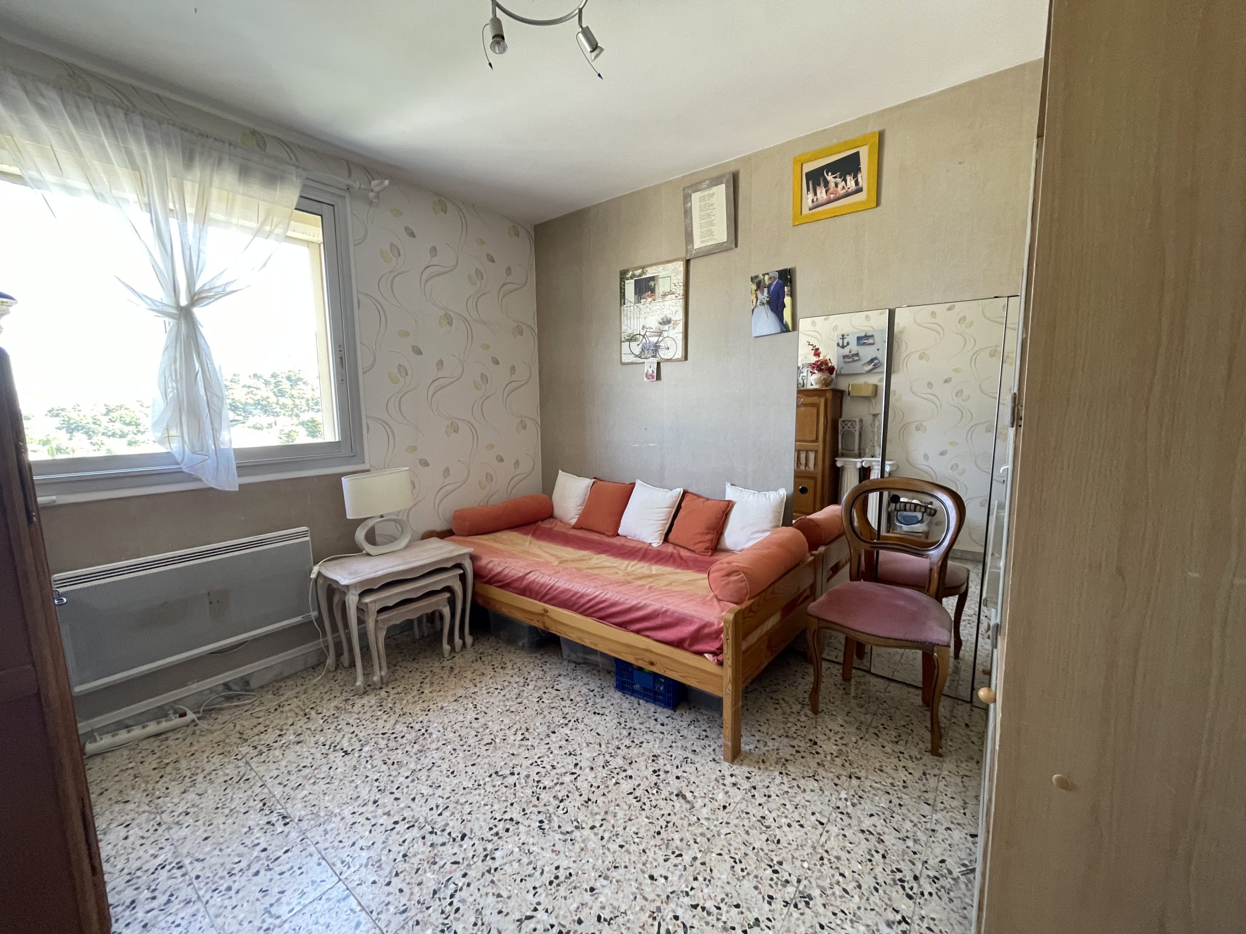 Chambre 1 après rangement – Organisation intérieure Clohars-Carnoët